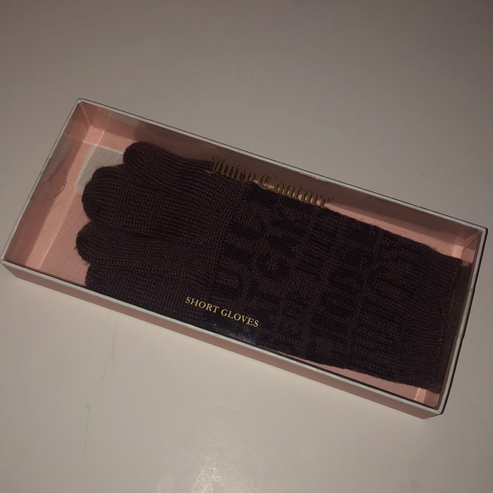 Juicy Couture Gloves